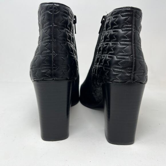 NEW! Nine West Side Zip Suede Boot Bootie Casual Black Quilted - 9.5 - Picture 2 of 8